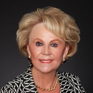 Meet your Posher, Peggy